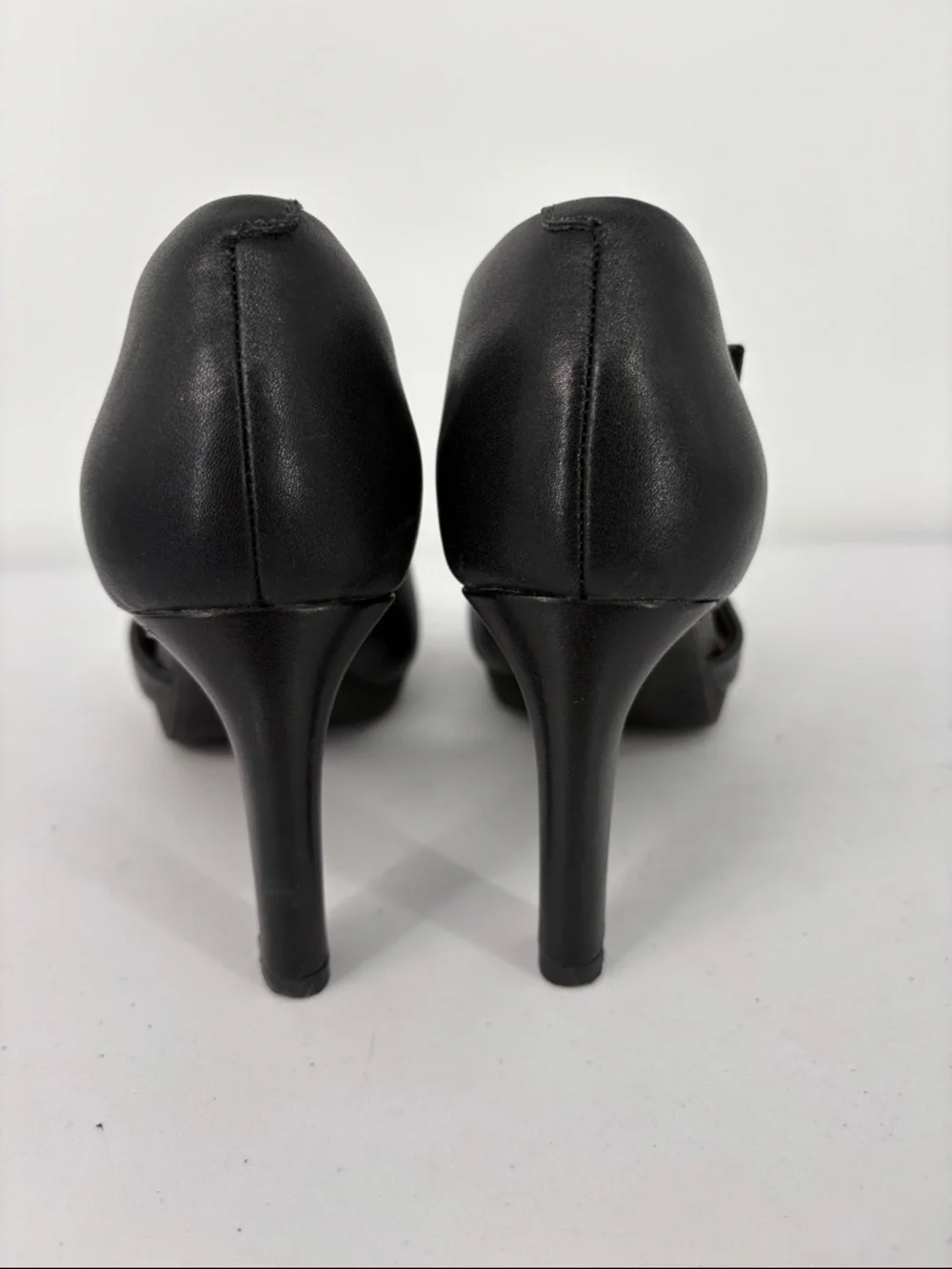 🦊 Clarks Black Mary Jane Heel Pumps with  Strap - Picture 4 of 9